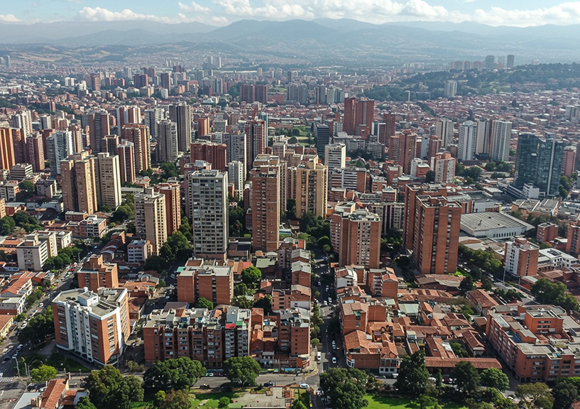David Felipe Luque Guerrero: El Abogado que Protege tus Derechos en Bogotá